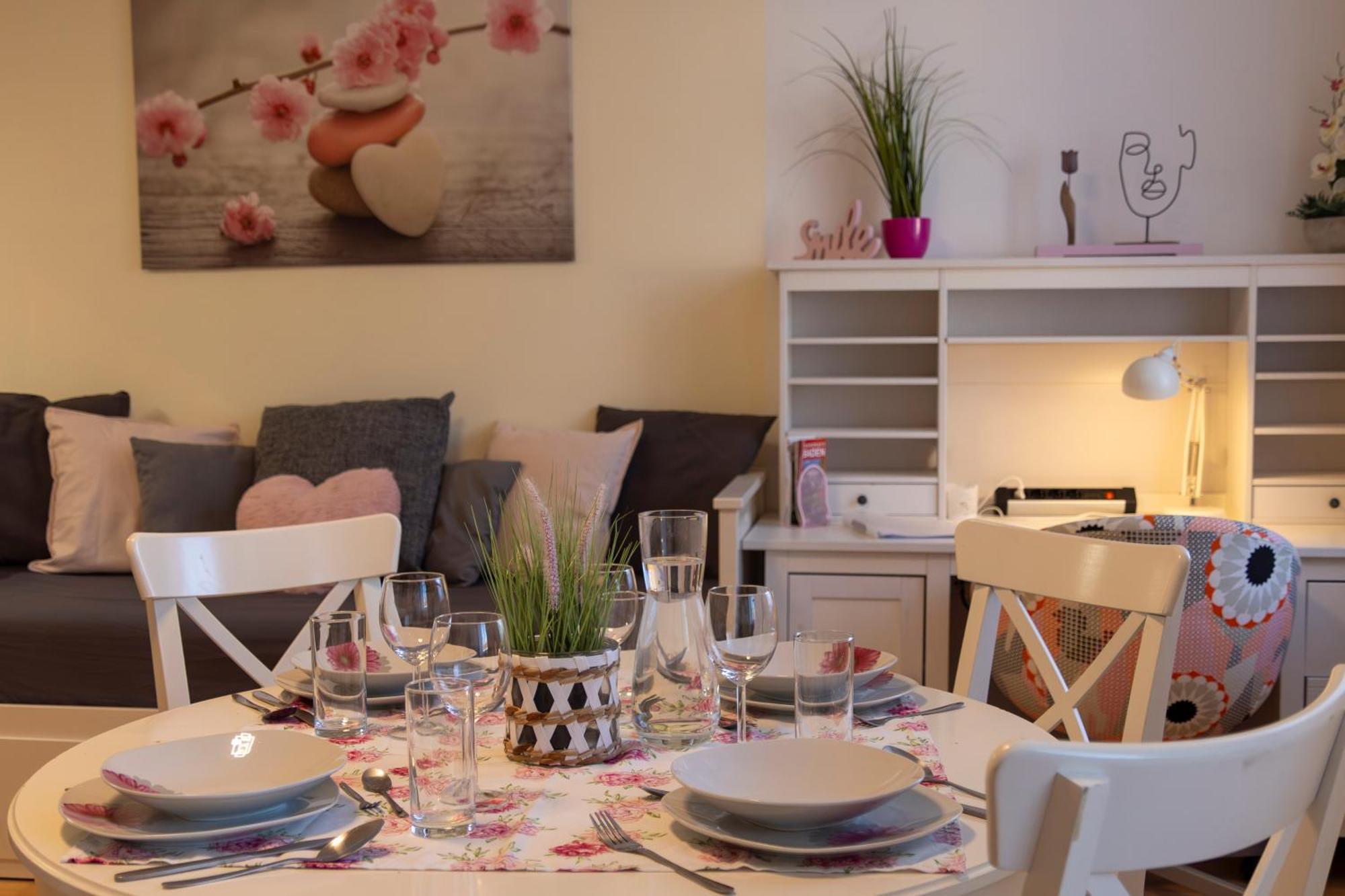 Casa Lauda In Apartment Bad Voeslau